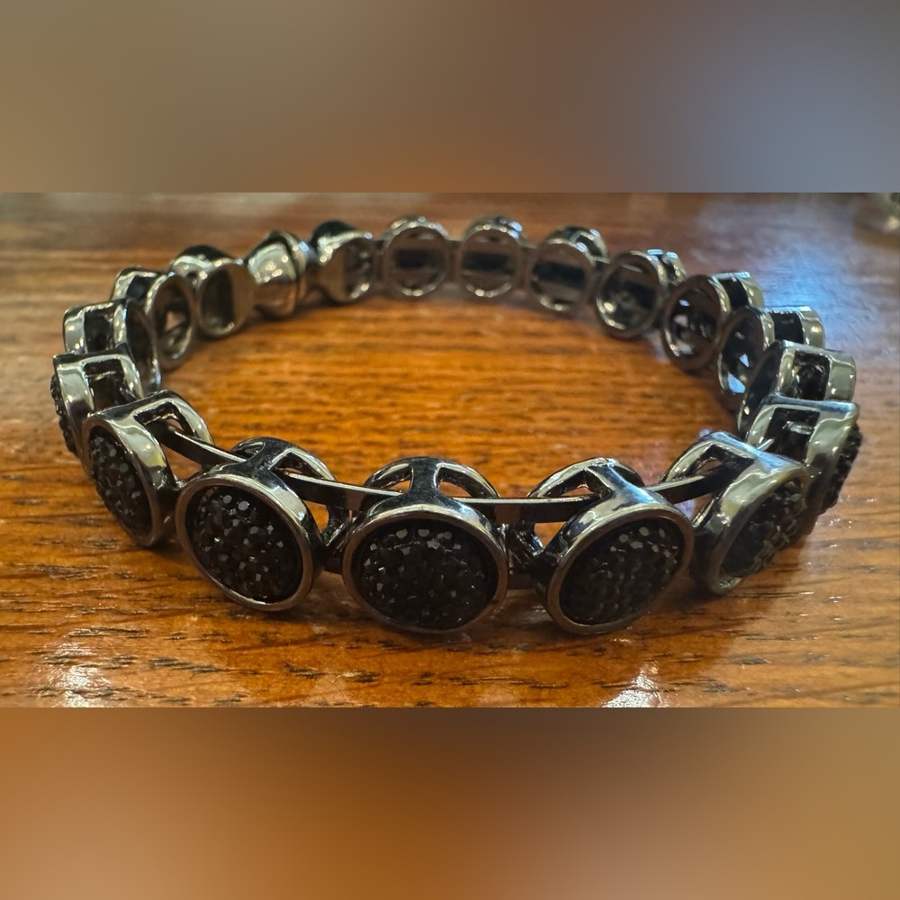 NWOT Sparkly Black Crystal Fashion Bracelet